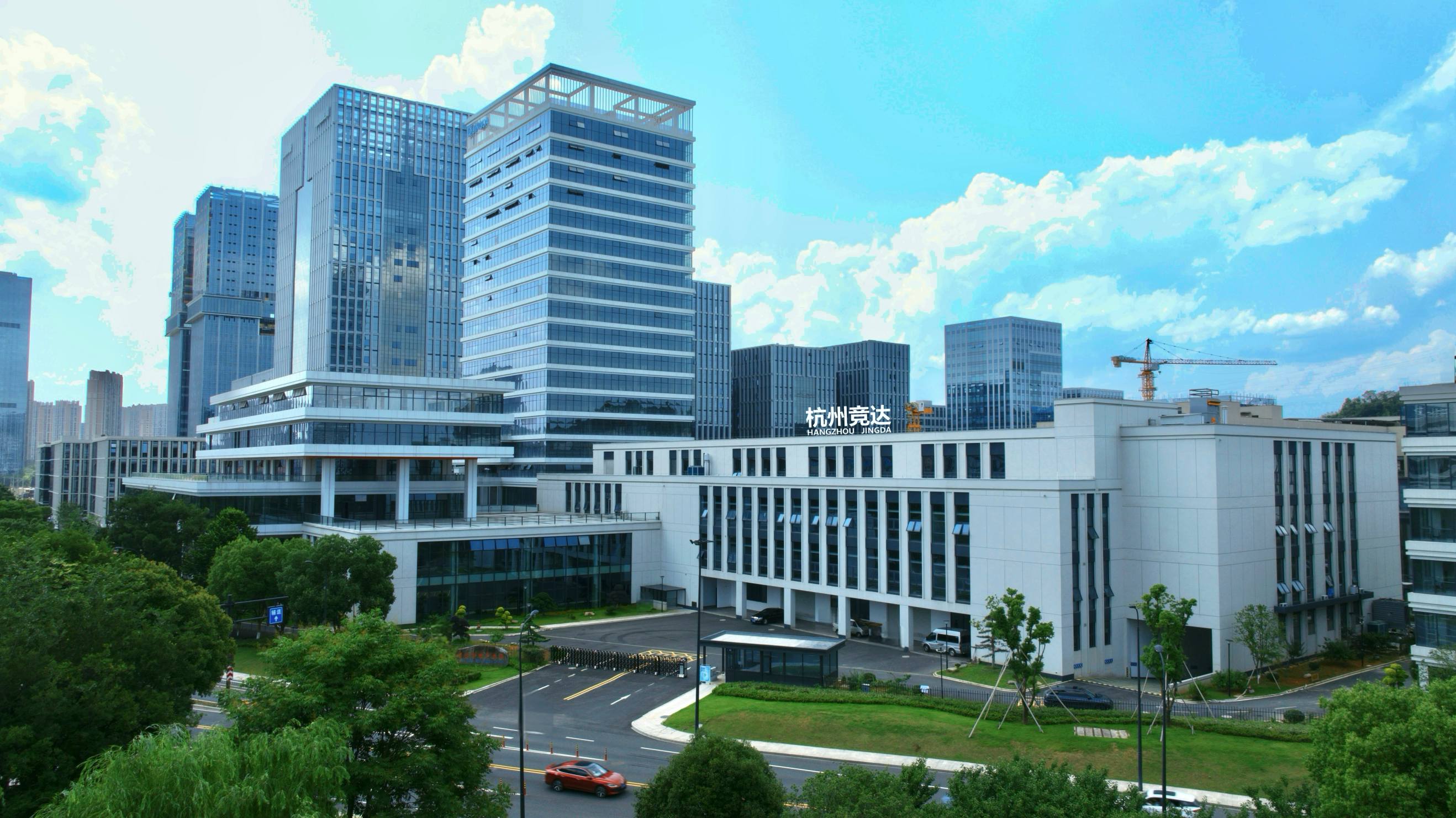 日產(chǎn)萬只！百道工序“一鍵誕生”